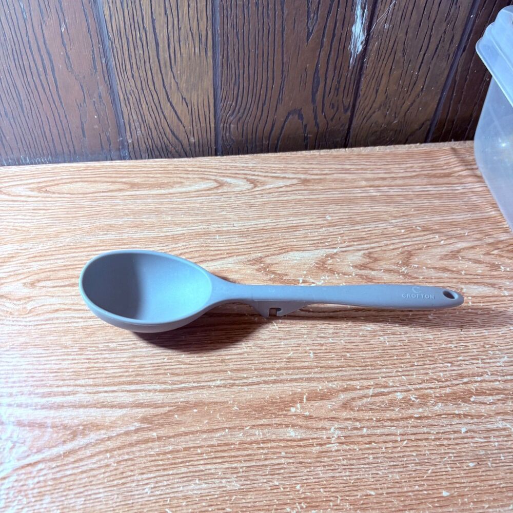 Rachael Ray's Lazy Kitchen Set Including Lazy Ladle. Gray